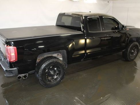 Used 2016 Chevrolet Silverado 1500 LT w/ Midnight Edition image 4