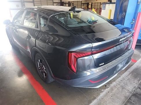 Used 2025 Kia K4 LXS image 4