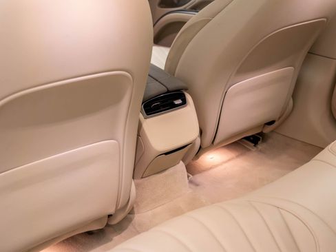 Used 2022 Mercedes-Benz EQS 450+ Sedan image 18