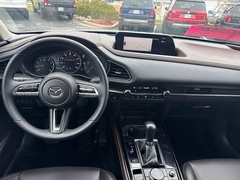 Used 2022 MAZDA CX-30 AWD 2.5 S w/ Premium Package image 23