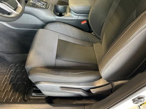 Used 2025 Subaru Outback 2.5i image 9