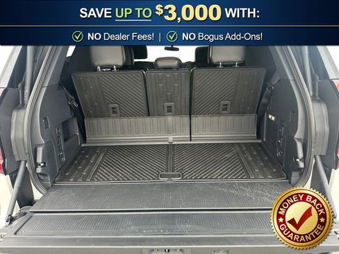 Used 2025 Ford Expedition Tremor AWD/4WD image 24