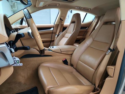 Used 2016 Porsche Panamera Edition w/ Premium Package Plus image 14