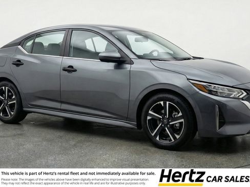Used 2025 Nissan Sentra SV image 1
