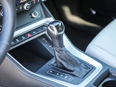 Used 2022 Audi Q3 2.0T Premium Plus w/ Premium Plus Package image 19