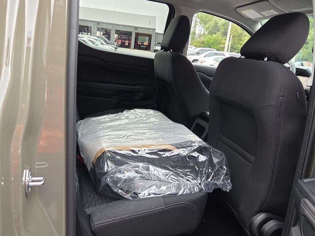 New 2026 Ford Ranger XLT w/ FX4 Off-Road Package AWD/4WD image 17