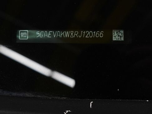 Used 2024 Buick Enclave Essence w/ Sport Touring Edition image 32