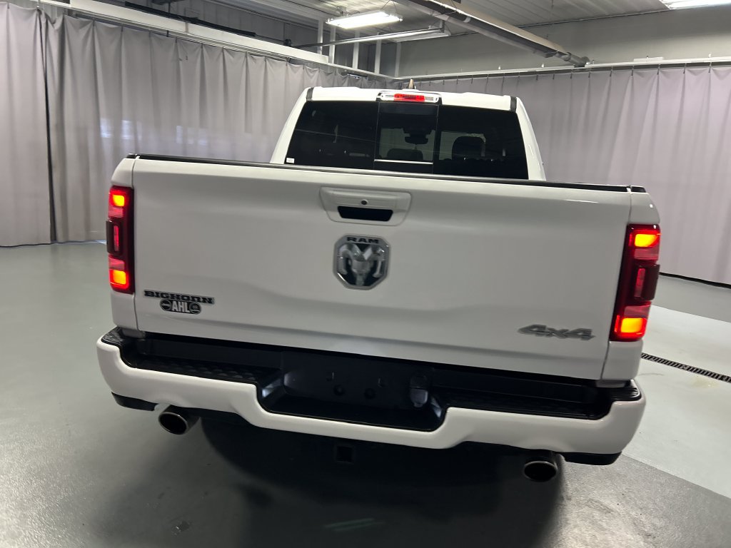 Used 2022 RAM 1500 Big Horn AWD/4WD image 6