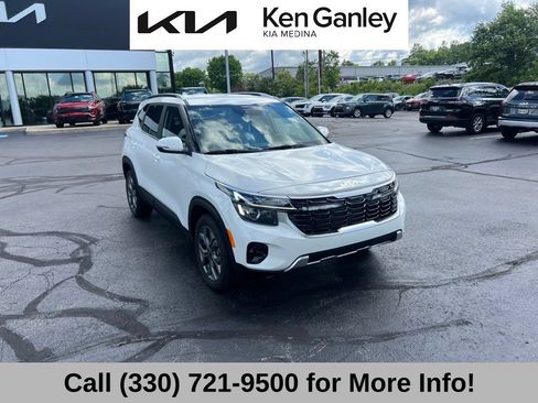 Certified 2024 Kia Seltos S FWD image 4