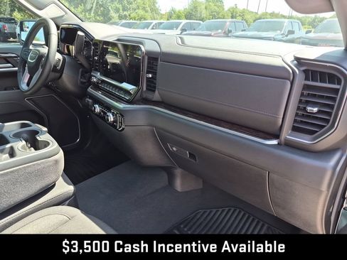 New 2026 GMC Sierra 1500 SLE w/ Preferred Package RWD image 42