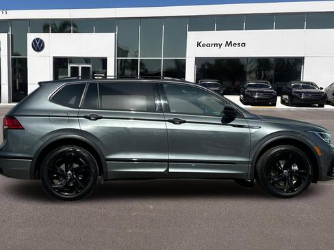 Used 2023 Volkswagen Tiguan SE R-Line FWD image 3