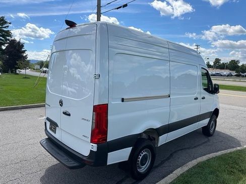 Used 2026 Mercedes-Benz Sprinter 2500 image 5