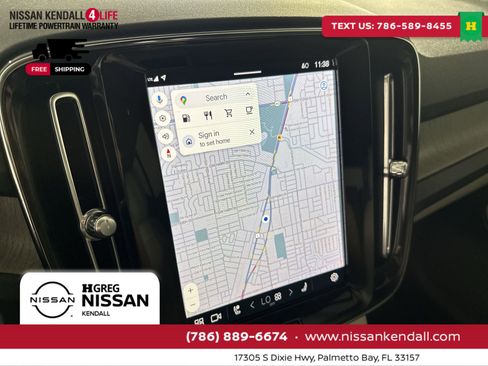 Used 2023 Volvo XC40 B5 Plus w/ Protection Package Premier image 22