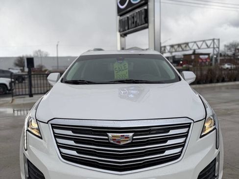 Used 2018 Cadillac XT5 Luxury w/ Driver Awareness Package image 2