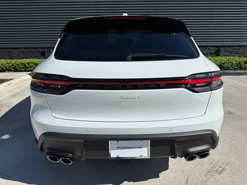 Used 2026 Porsche Macan AWD/4WD image 12