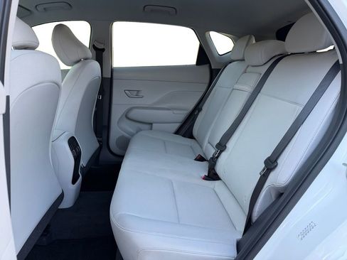 Used 2024 Hyundai Kona SEL FWD image 19