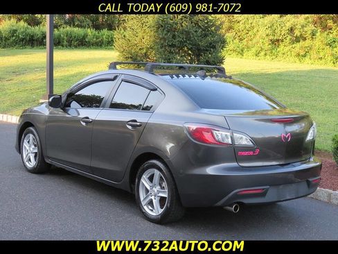 Used 2010 MAZDA MAZDA3 i Touring image 10
