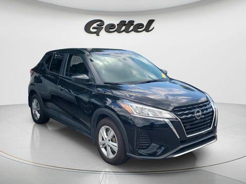 Used 2023 Nissan Kicks S FWD image 3