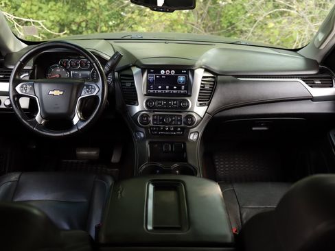 Used 2015 Chevrolet Suburban LT AWD/4WD image 22