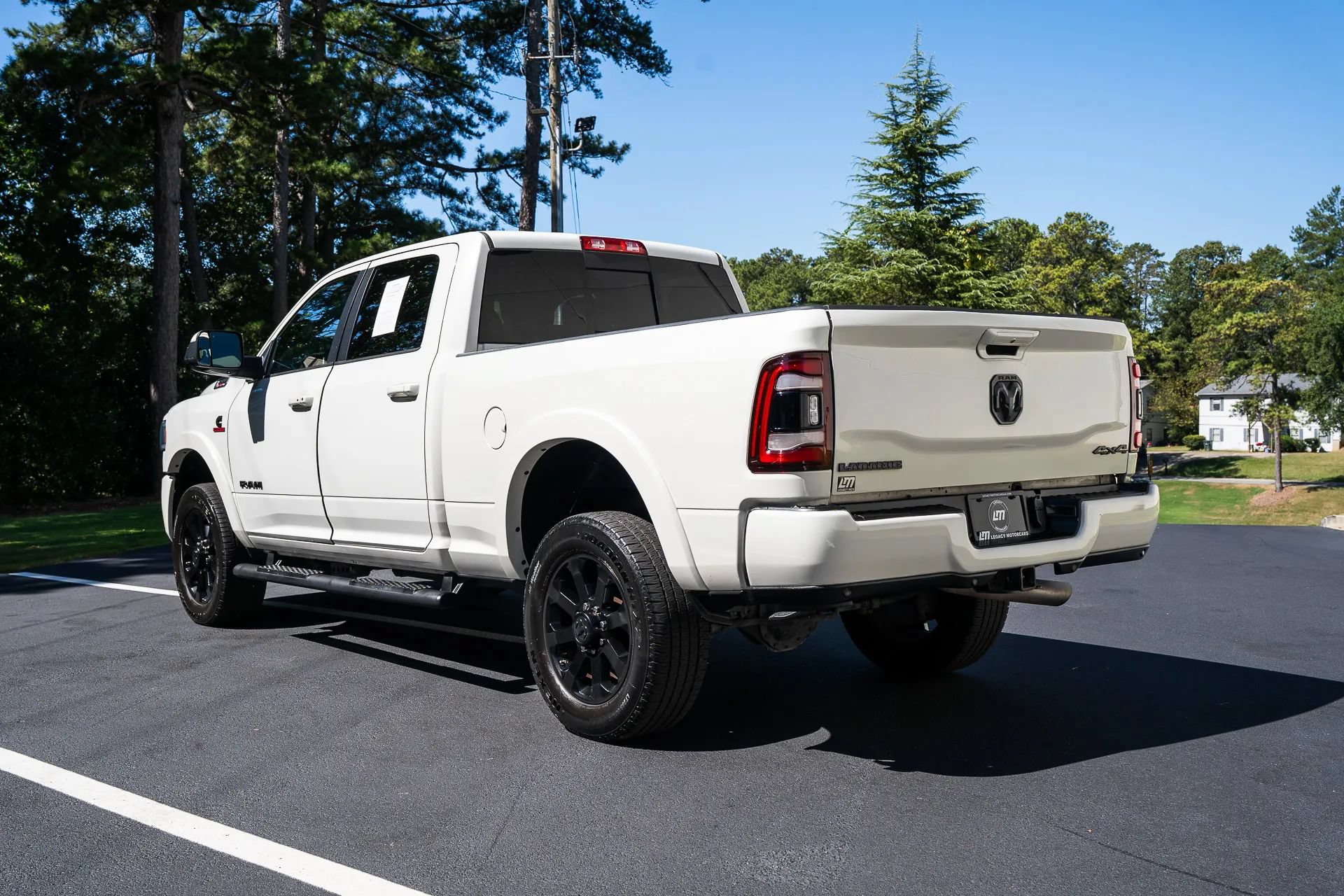 Used 2019 RAM 2500 Laramie w/ Night Edition AWD/4WD image 6