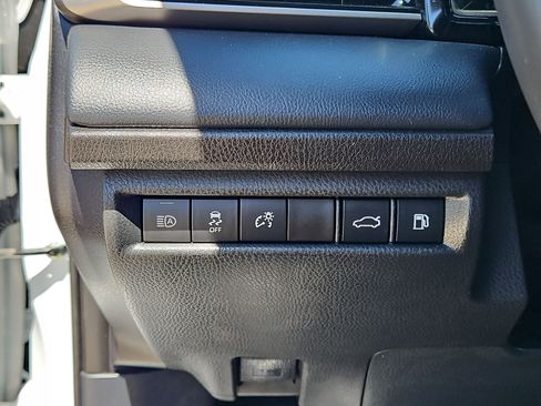 Used 2025 Toyota Camry XSE FWD image 26