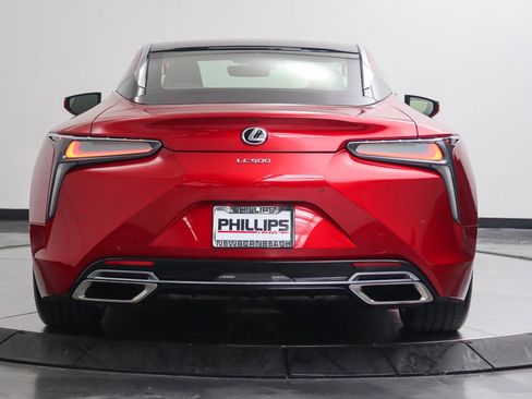 Used 2018 Lexus LC 500 Coupe w/ Performance Package RWD image 4