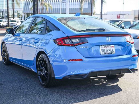 Used 2025 Honda Civic Sport image 4