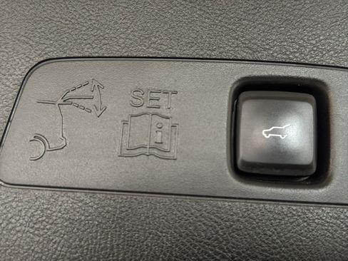 Used 2022 Lincoln Corsair Reserve w/ Equipment Group 201A image 20