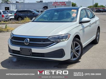 Used 2023 Volkswagen Jetta SE w/ Panoramic Sunroof Package