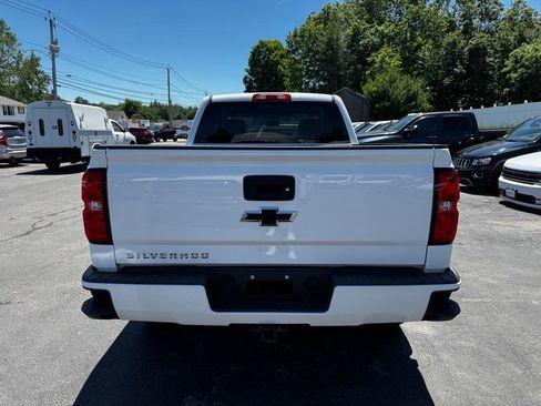 Used 2018 Chevrolet Silverado 1500 Custom w/ Custom Value Package AWD/4WD image 5