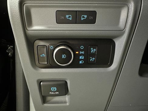 Used 2023 Ford F150 XL w/ XL Chrome Appearance Package image 13