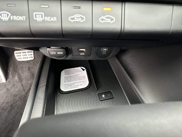 New 2026 Hyundai Elantra SEL FWD image 28