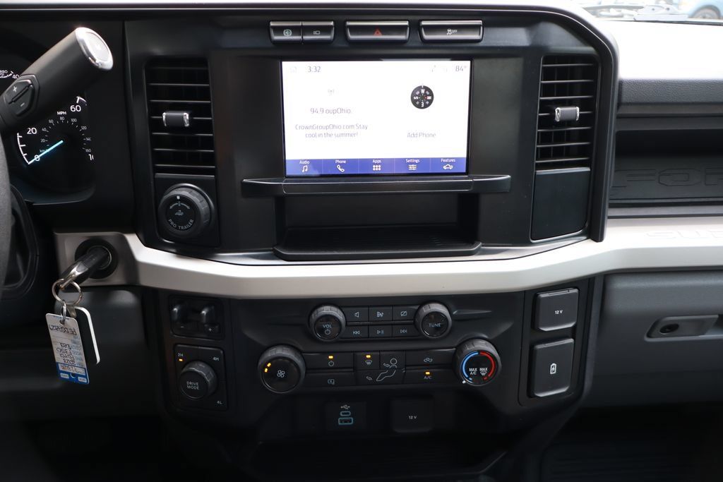 Used 2023 Ford F350 XL w/ 360-Degree Camera Package AWD/4WD image 6