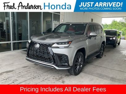 Used 2025 Lexus LX 600 F Sport w/ Accessory Package (2T)