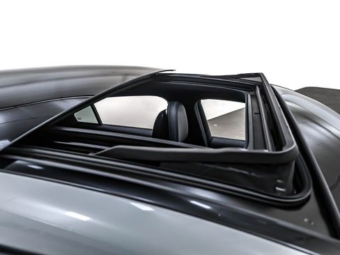 Certified 2025 Mercedes-Benz GLC 300 4MATIC image 23