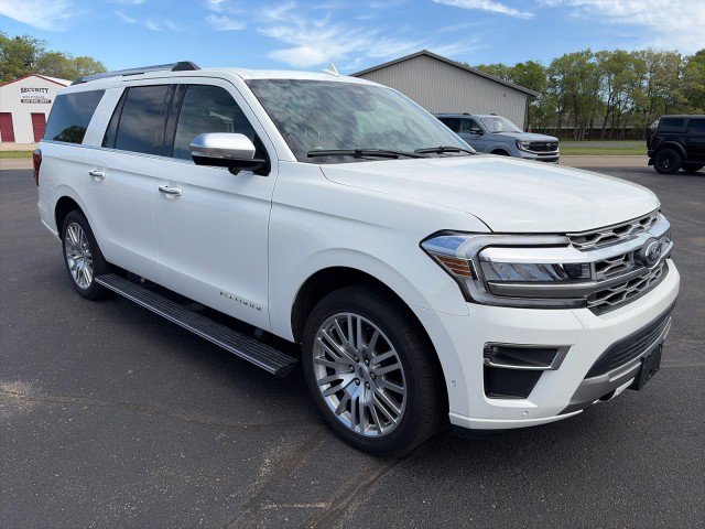 Used 2024 Ford Expedition Max Platinum AWD/4WD image 7