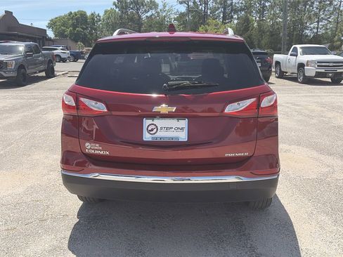 Used 2019 Chevrolet Equinox Premier FWD image 6