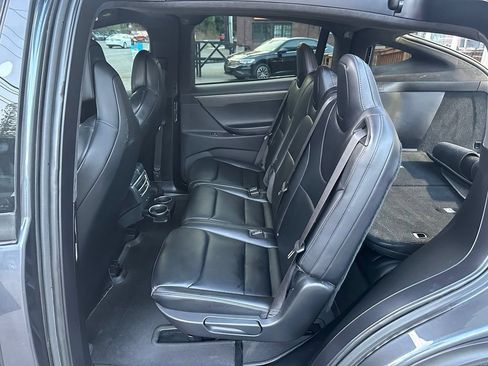 Used 2017 Tesla Model X 75D AWD/4WD image 10