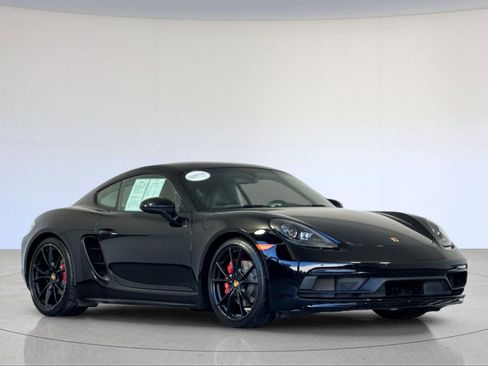 Certified 2018 Porsche 718 Cayman GTS image 9
