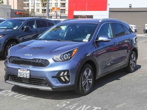 Used 2022 Kia Niro EX image 5