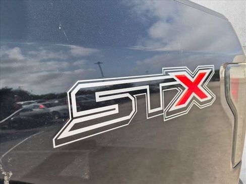 Used 2017 Ford F150 XL w/ Equipment Group 101A Mid RWD image 14