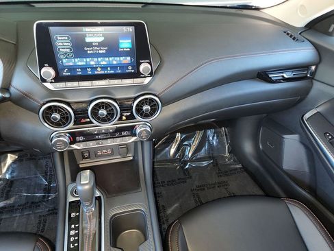 Certified 2024 Nissan Sentra SR w/ SR Premium Package image 17