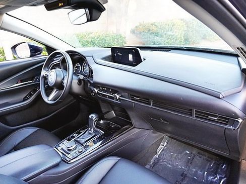 Used 2024 MAZDA CX-30 AWD 2.5 S w/ Preferred Package image 10