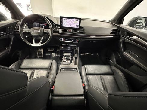 Used 2023 Audi SQ5 Prestige w/ Prestige Package image 27