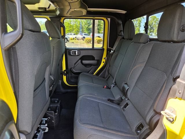 Used 2024 Jeep Gladiator Sport AWD/4WD image 12
