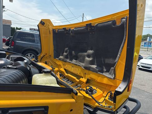 Used 2003 HUMMER H2 w/ Preferred Equipment Group AWD/4WD image 13