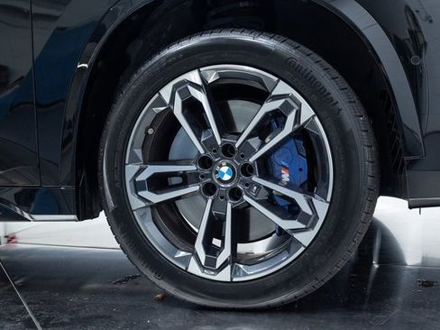 Certified 2025 BMW X1 M35i w/ Premium Package image 26