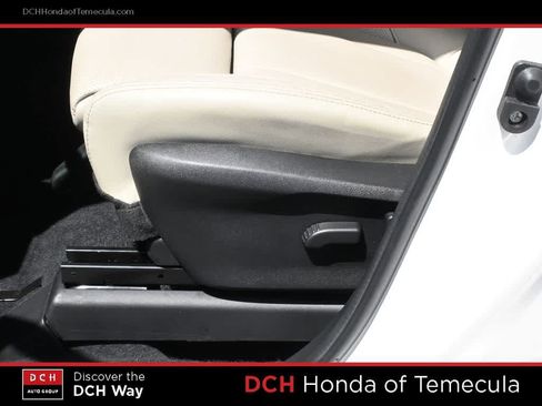Used 2023 Subaru Ascent Limited AWD/4WD image 17
