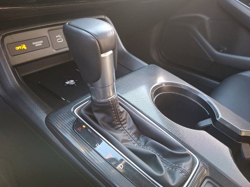 Used 2025 Honda Civic Sport image 15