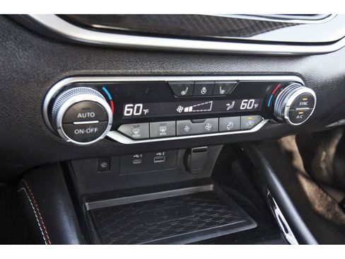 Used 2023 Nissan Altima 2.0 SR image 25